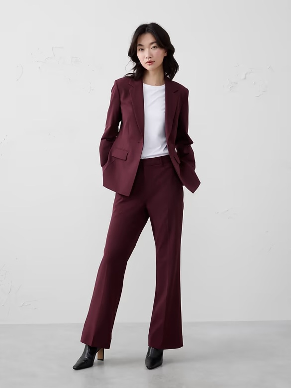 Banana Republic Wide Leg High Rise Sculpted Trouser in Vino Rosso